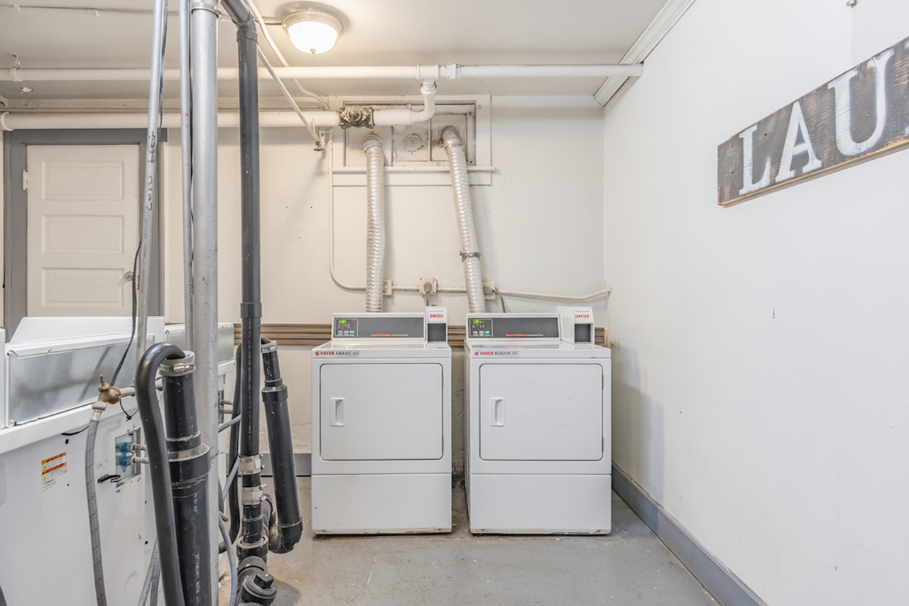 Welcome Home to Granada Apartments - Photo 6 of 26