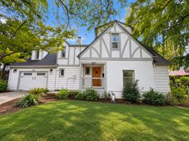 featured image of 3223 E Mercer St