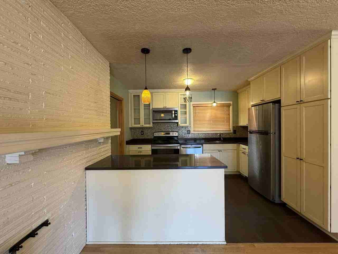 5220 Se 33rd Pl - Photo 7 of 43