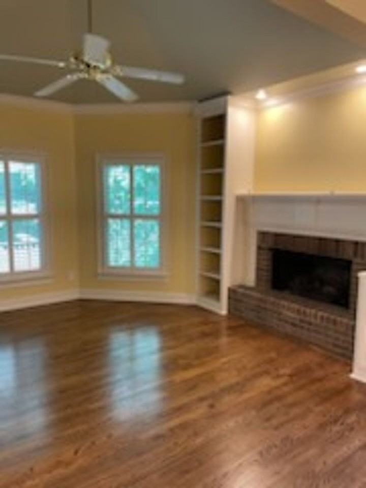 255 Stonewood Dr Nw - Photo 3 of 17