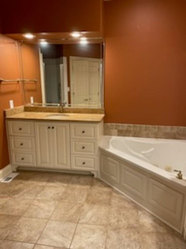 255 Stonewood Dr Nw - Photo 5 of 17