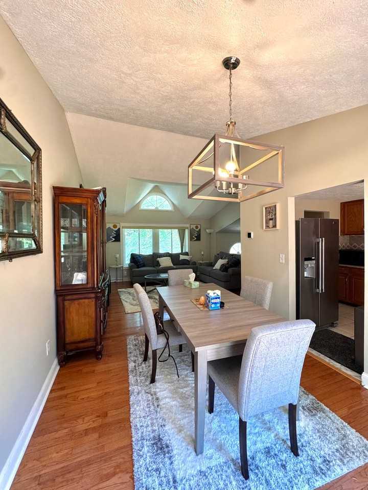 1269 Windmill Ln - Photo 7 of 22