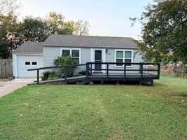 featured image of 3137 Bermuda Ln