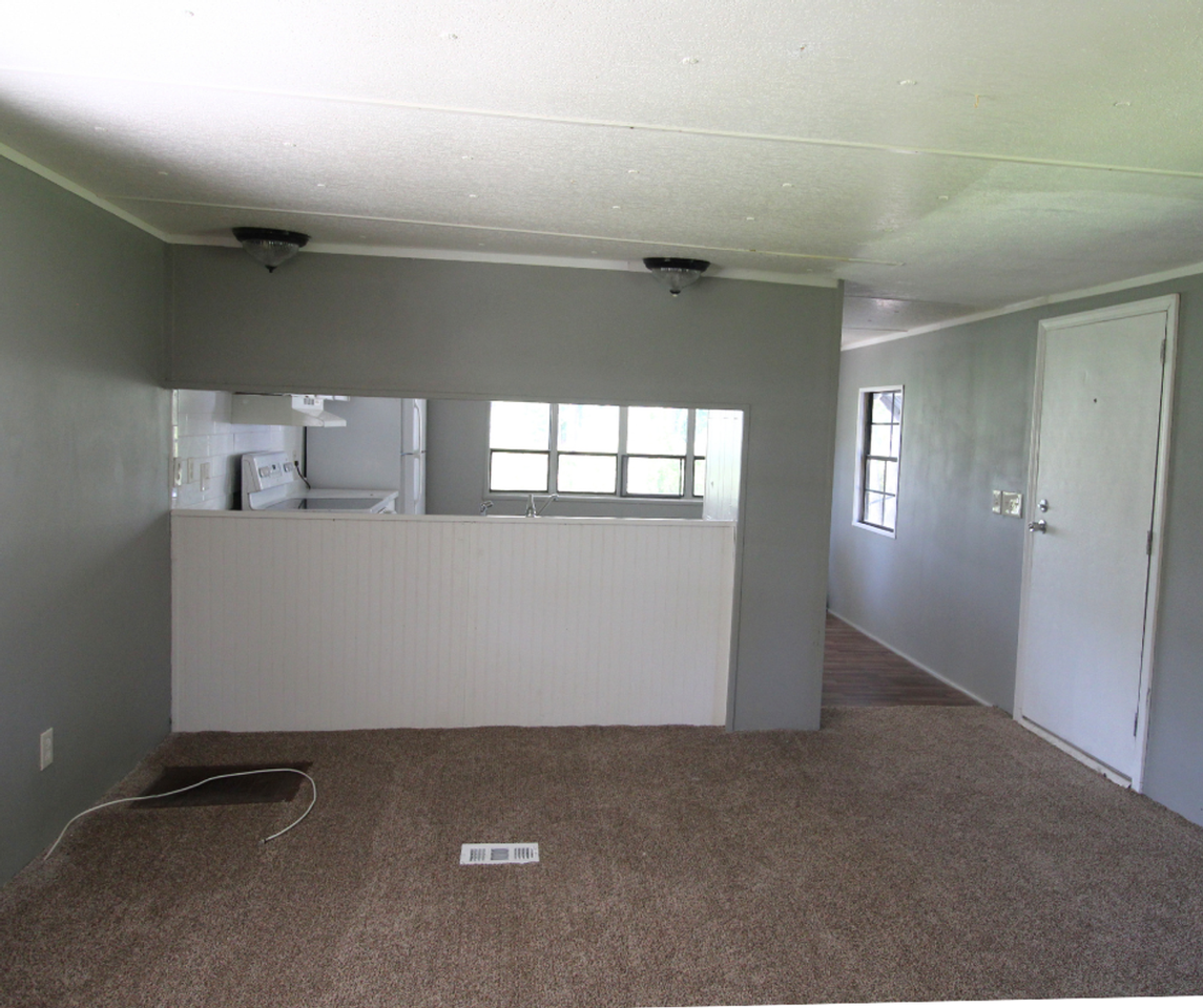 8433 Pin Oak Rd - Photo 3 of 18