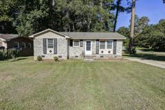 3621 Baywater Dr - Photo 1 of 1