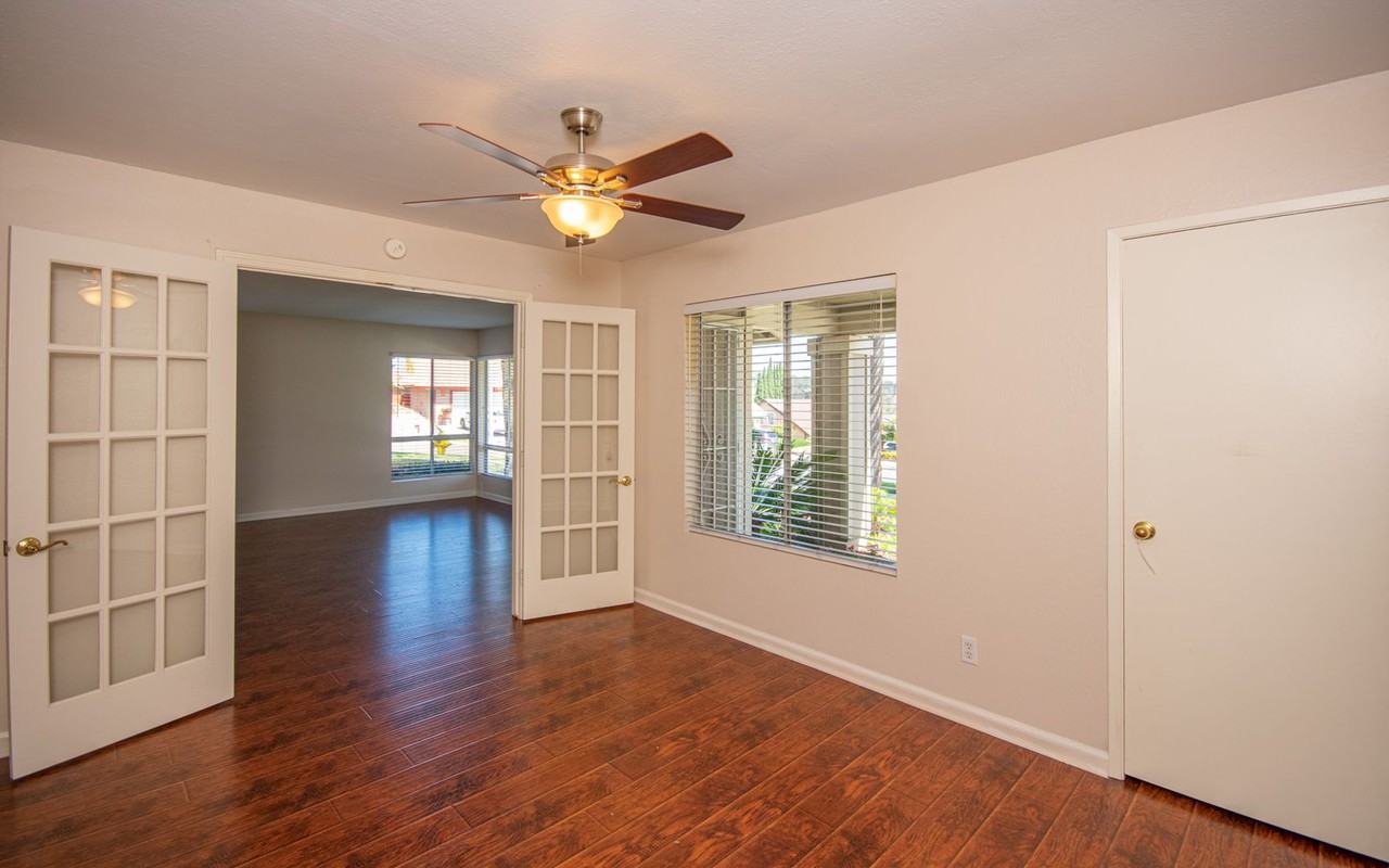 4121 Bryan St - Photo 6 of 28