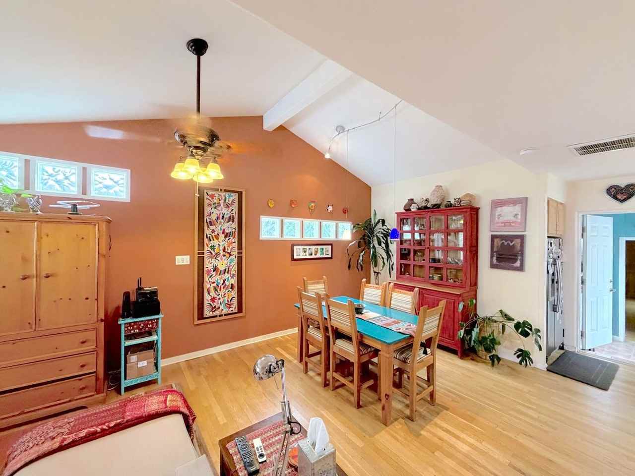1224 Princeton Dr Ne - Photo 4 of 43