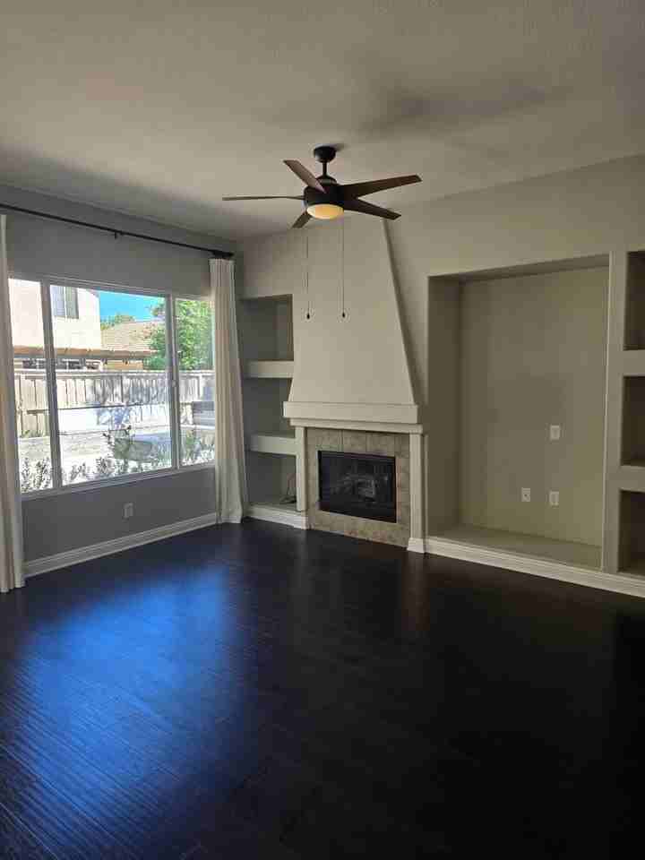 27550 Nellie Ct - Photo 3 of 17