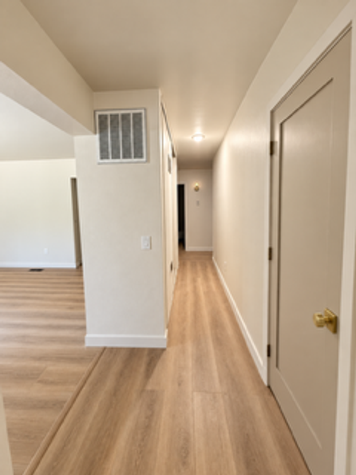 1145 Keller Rd - Photo 5 of 10