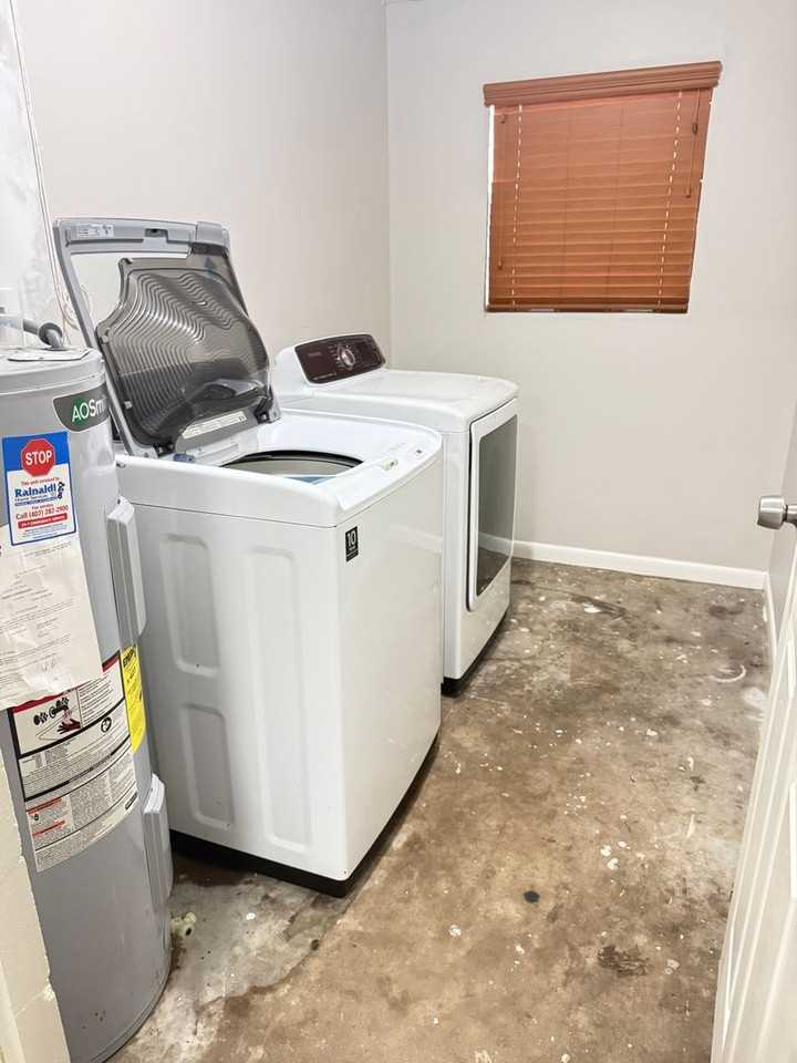 4574 Barley St - Photo 4 of 11