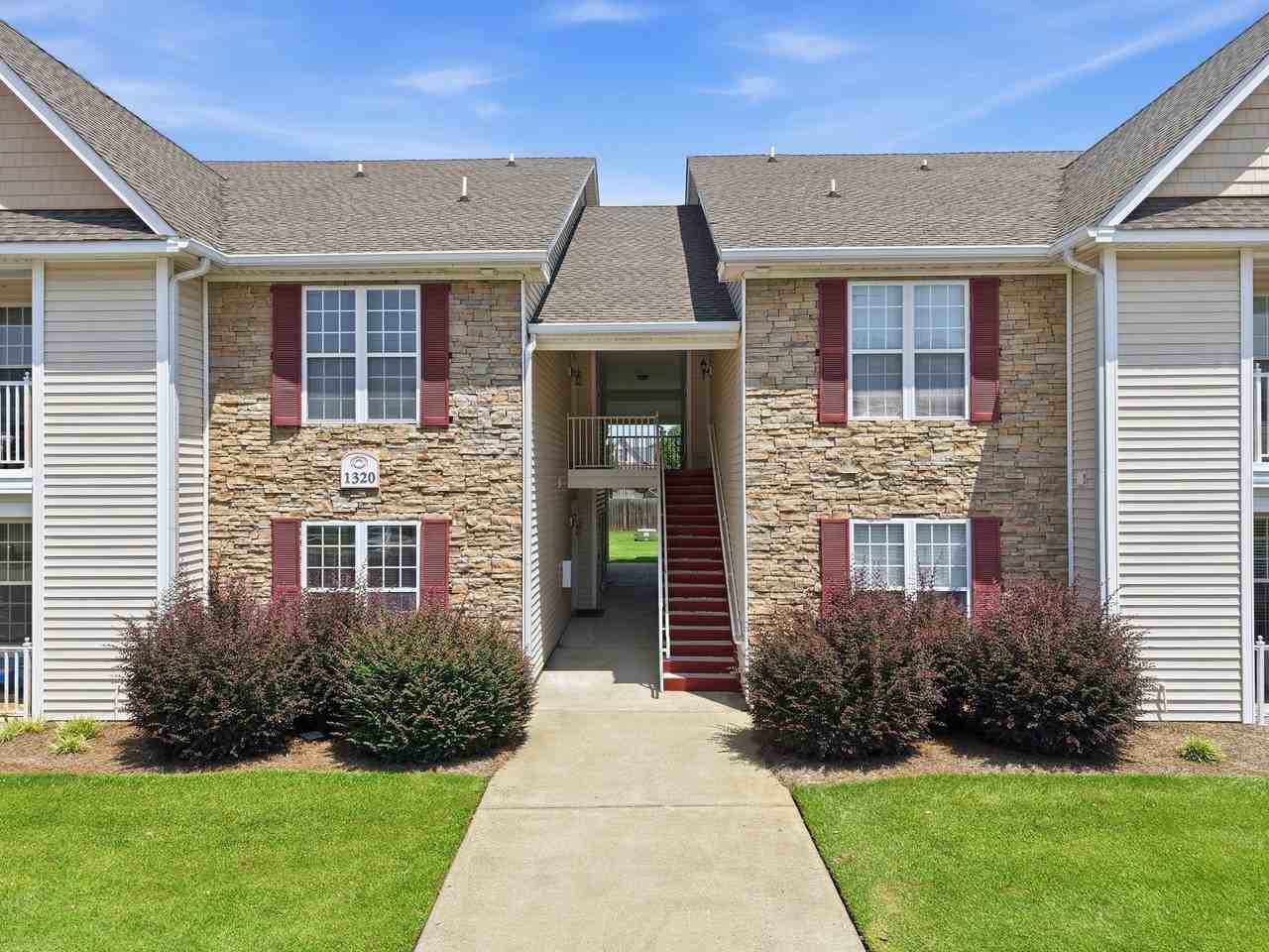 1320 Kershaw Loop #212 - Photo 3 of 50