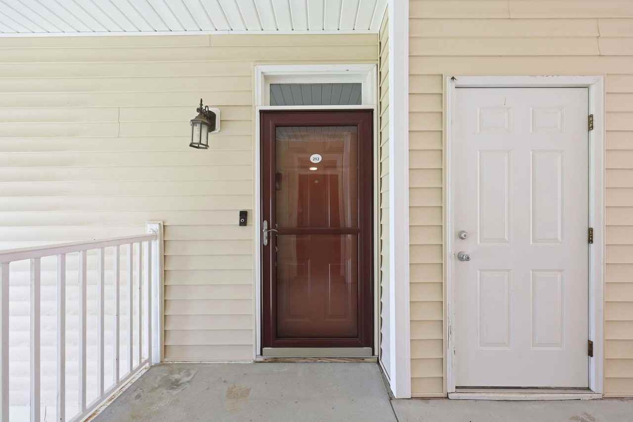 1320 Kershaw Loop #212 - Photo 7 of 50