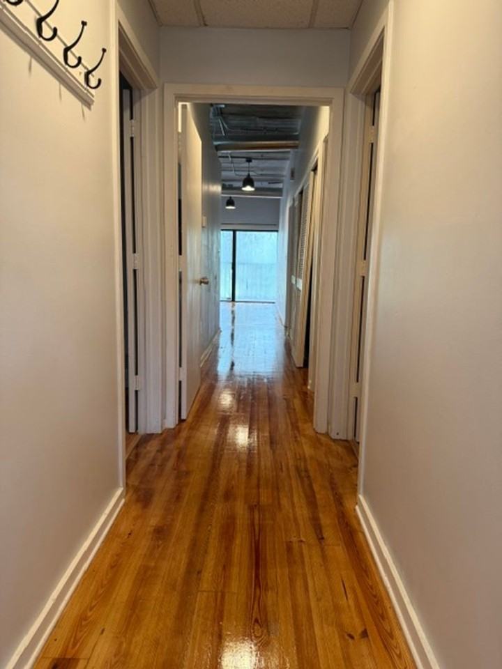 2201 Boundary St - Photo 2 of 14