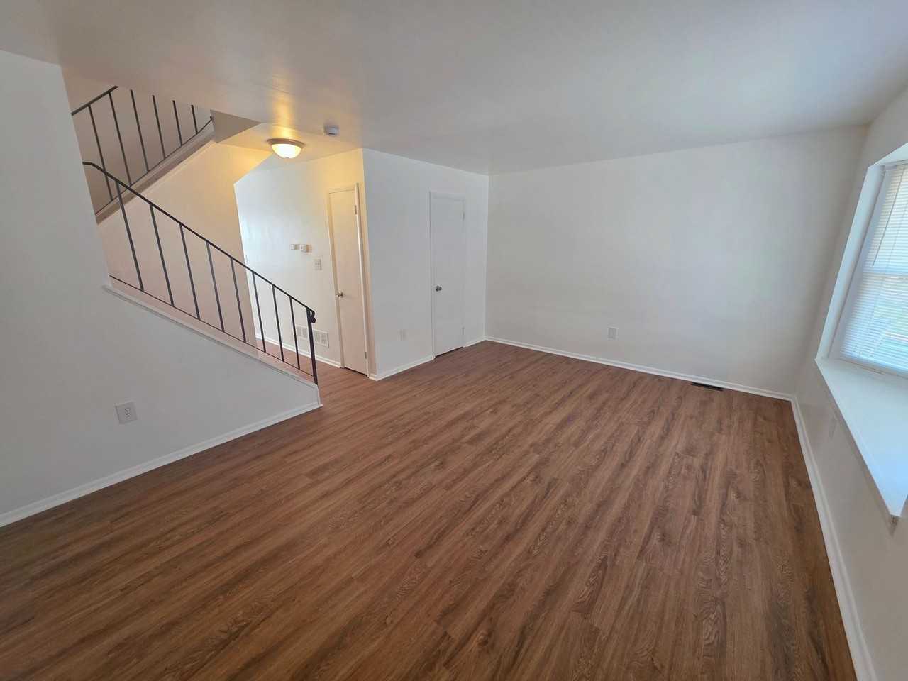 30 Fleming St - Photo 4 of 29