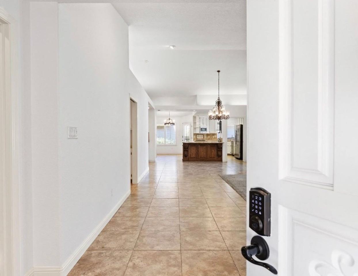 5411 Muirfield Dr - Photo 4 of 38