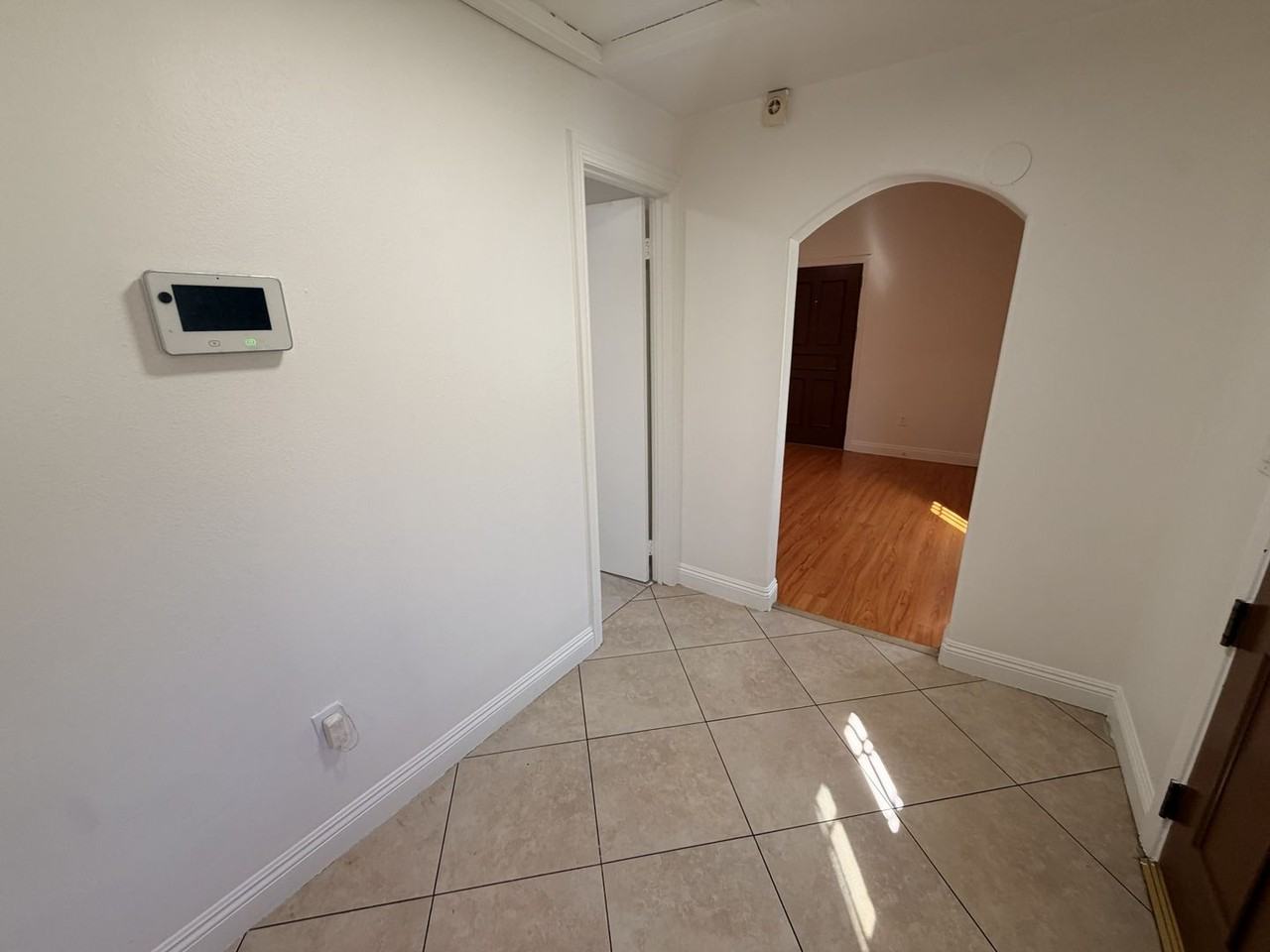435 S Fir Ave - Photo 5 of 12