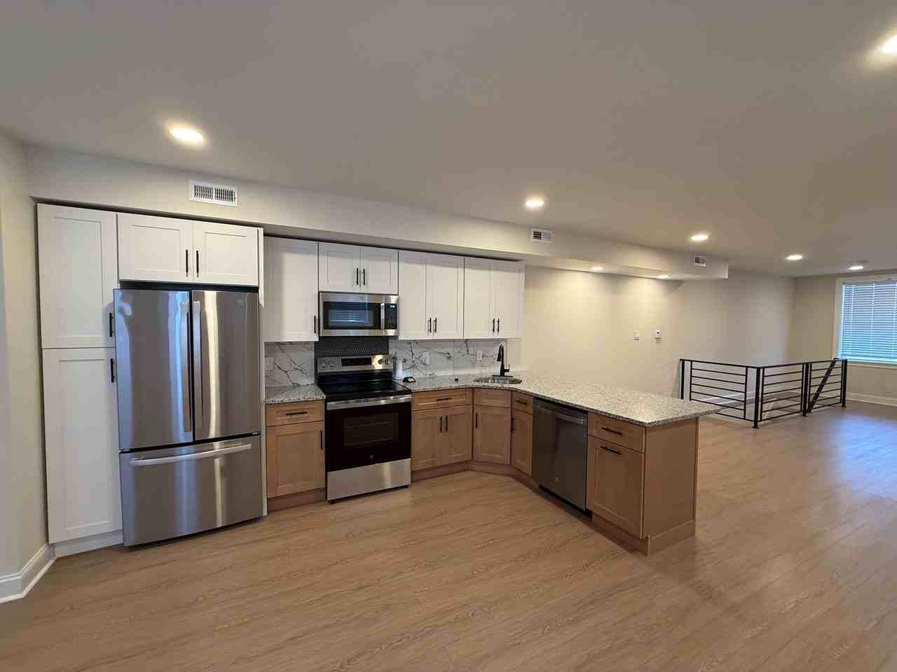 Newly Renovated Duplex West Philly - Photo 3 of 48