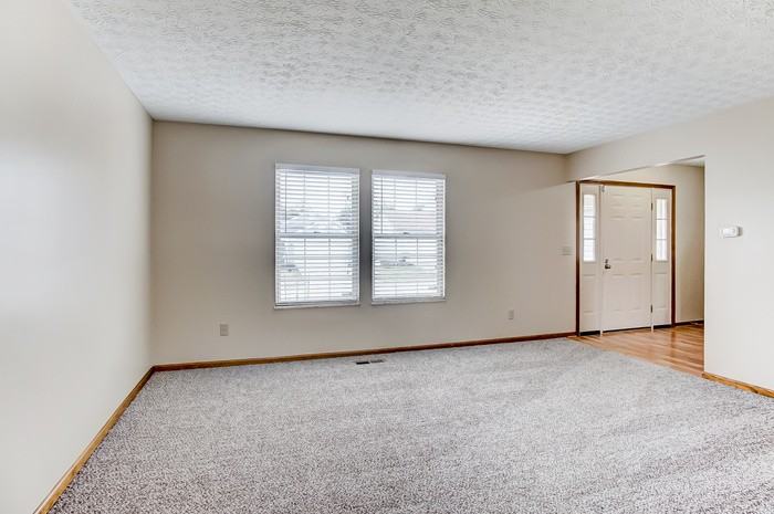 5272 Windflower Ct - Photo 2 of 12