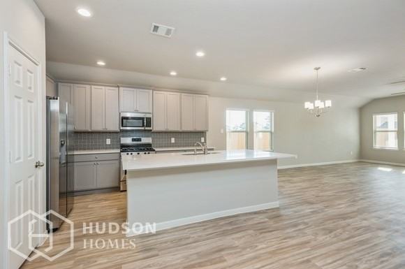 949 Golden Willow Ln - Photo 3 of 16
