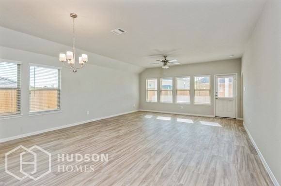 949 Golden Willow Ln - Photo 5 of 16