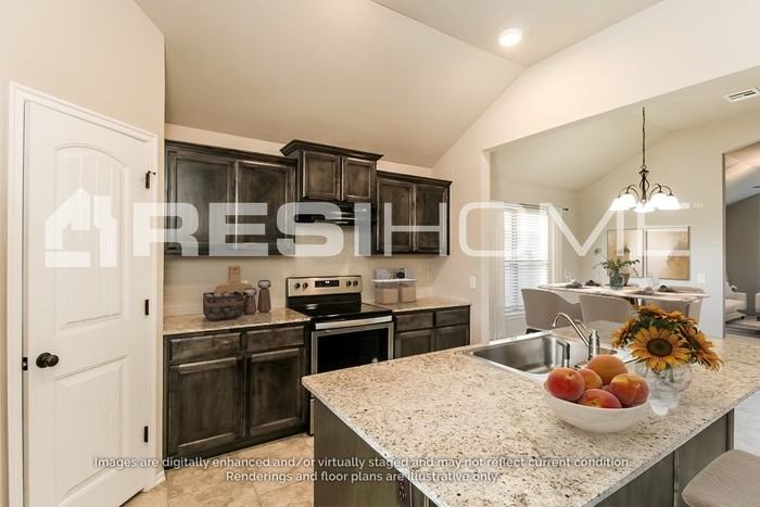 3025 Nw 183rd St - Photo 2 of 17