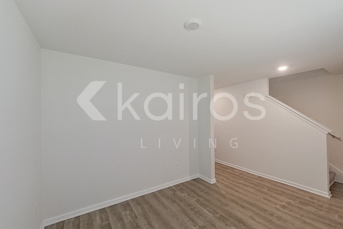 822 Vistamount Path - Photo 4 of 27