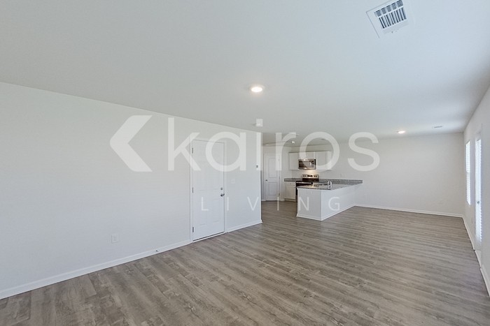 822 Vistamount Path - Photo 6 of 27