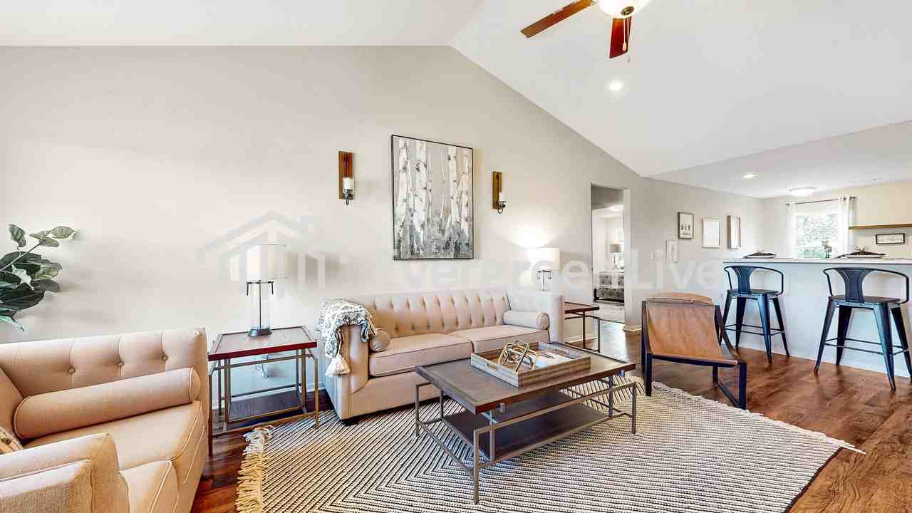 608 S Haven Dr - Photo 4 of 16