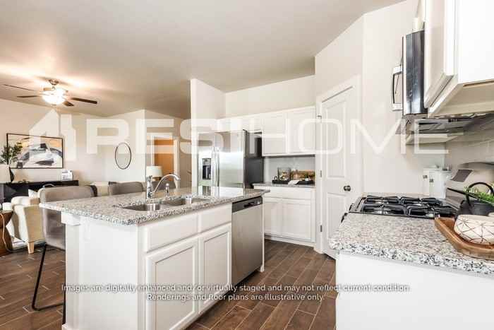 960B Elowyn St #B - Photo 3 of 18