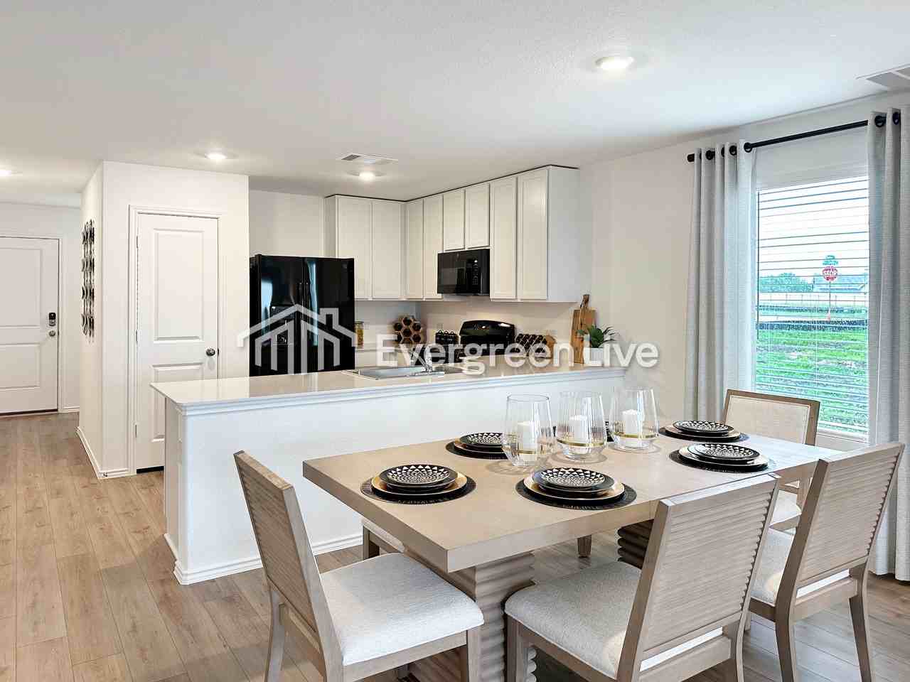 10462 Sugar Mill Dr - Photo 6 of 23