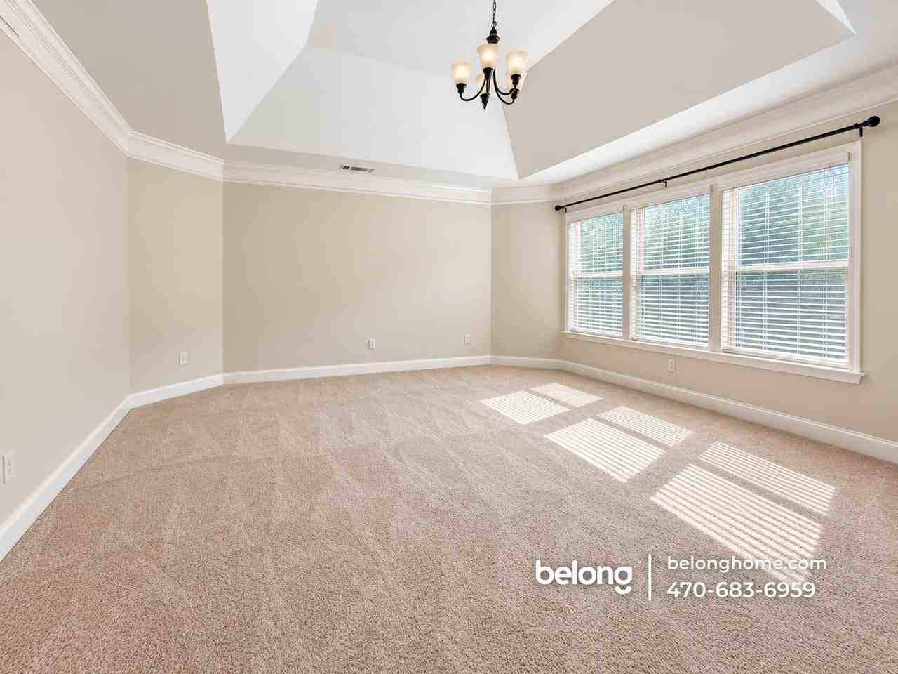 365 Lockwood Pl - Photo 4 of 22