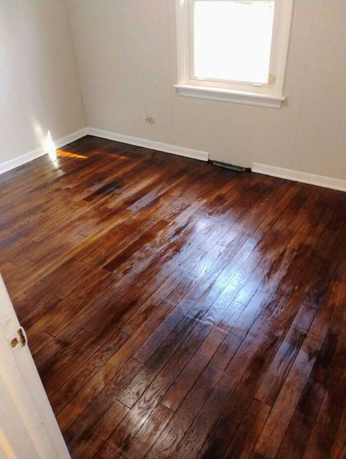 910 E 48th Pl - Photo 3 of 8