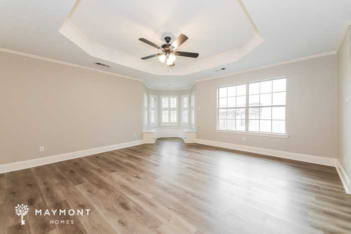 10598 Bradley Cir - Photo 4 of 12