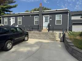 featured image of 249 W 7th St #249