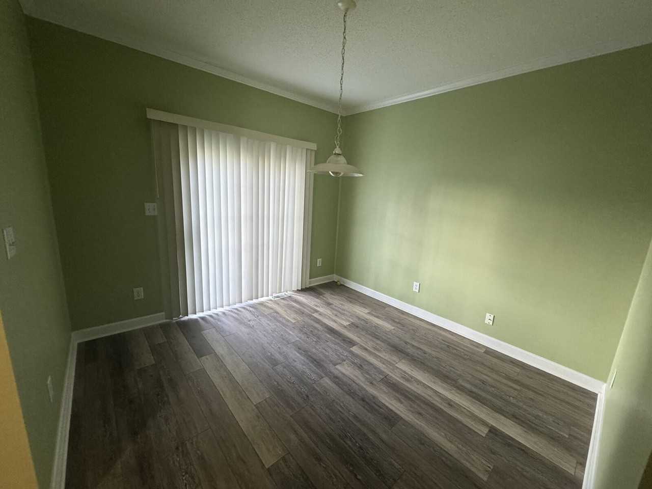 5408 Westgate Rd - Photo 2 of 11