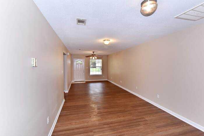 1713 Stevens St #B - Photo 7 of 31