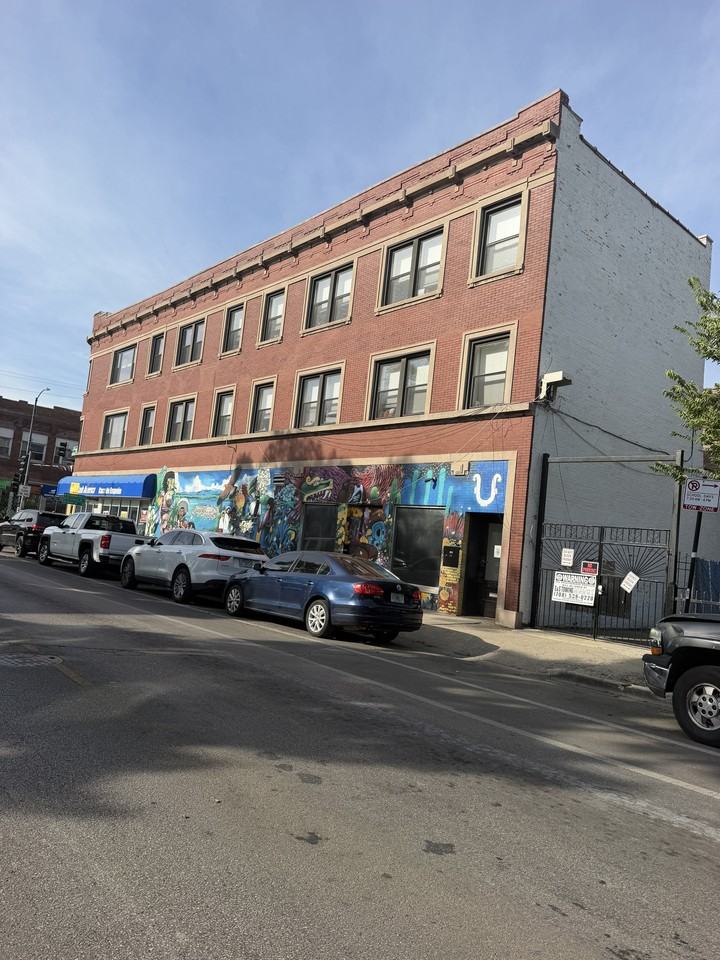 3602 West 26th Street - Photo 2 of 6
