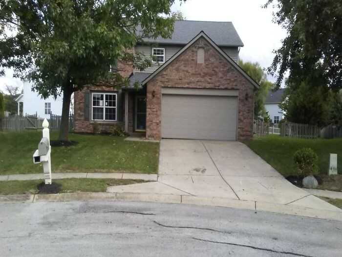 10160 Youngwood Ln