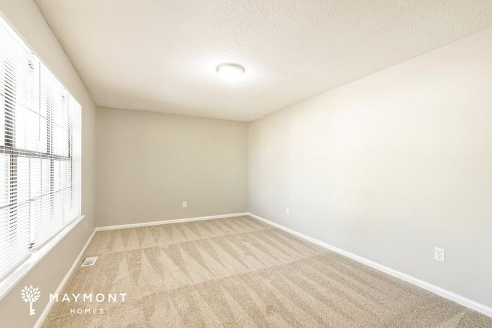 3716 Kingsgate Dr - Photo 5 of 13