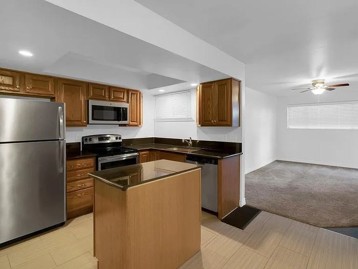 219 E Hill Ave #1 - Photo 3 of 22