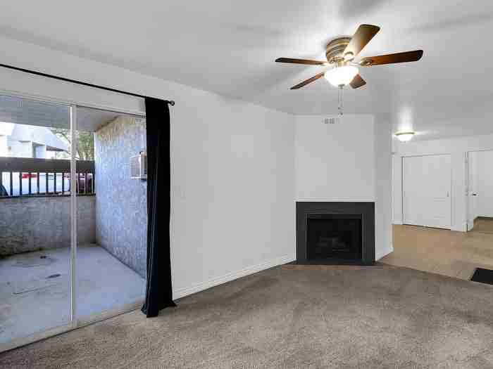 219 E Hill Ave #1 - Photo 6 of 22