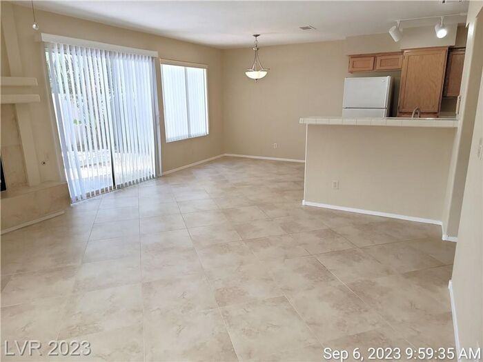 9404 Kayla Ct - Photo 6 of 33