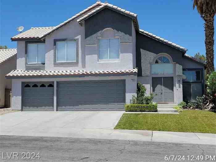 7520 Pacific Ridge Ave - Photo 2 of 39