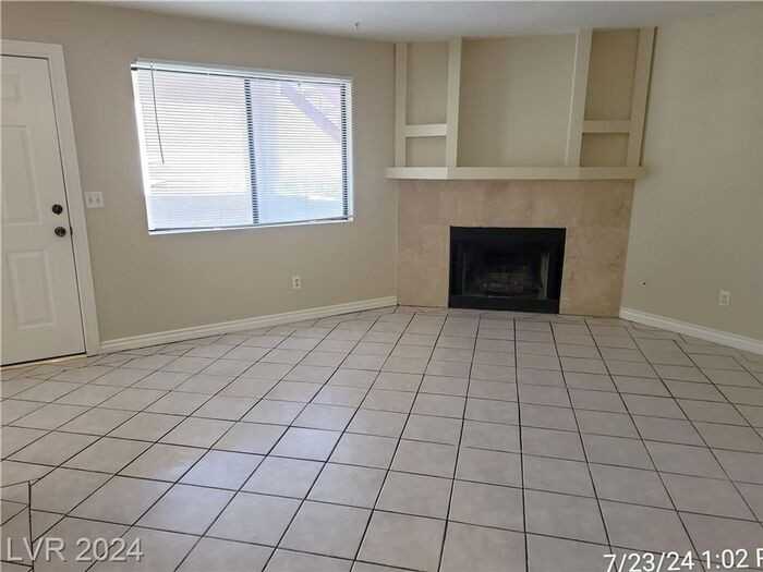 761 Rock Springs Dr - Photo 5 of 24