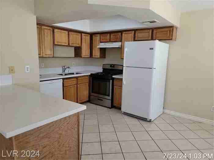 761 Rock Springs Dr - Photo 7 of 24