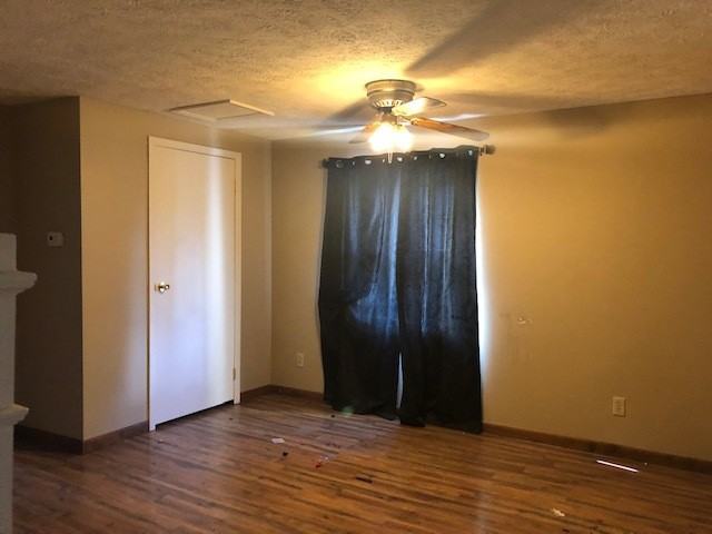 147 N Sugar St #HALF - Photo 3 of 7