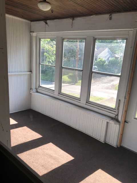147 N Sugar St #HALF - Photo 5 of 7
