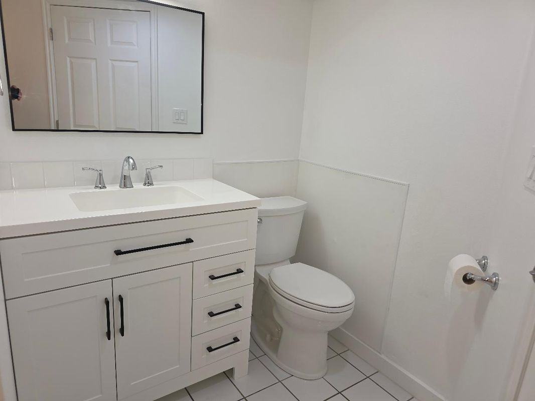 650 N Main St - Photo 7 of 11