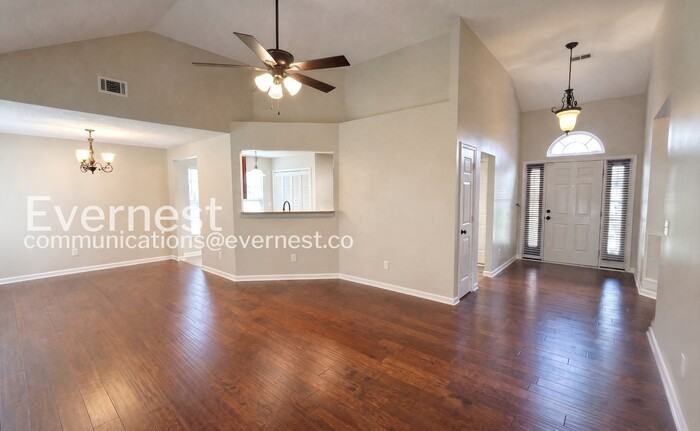 2137 Maynard Ct - Photo 6 of 11