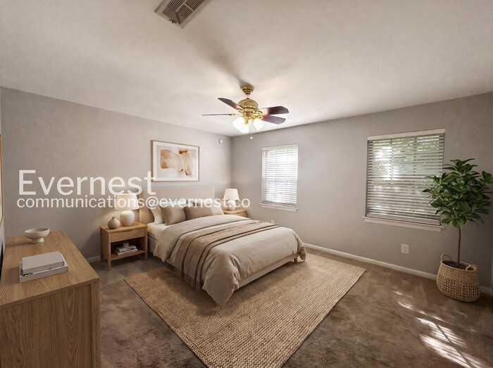 806 Vestavia Villa Ct - Photo 3 of 19